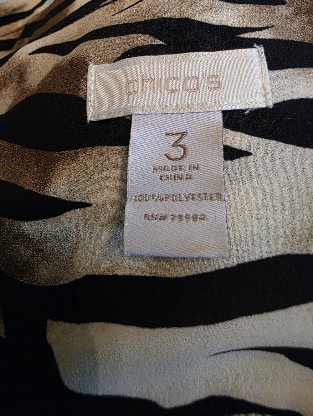 Chico's Black and Cream Zebra-Print Tie-Front Button-Down Shirt Size 3 - Picture 8 of 8
